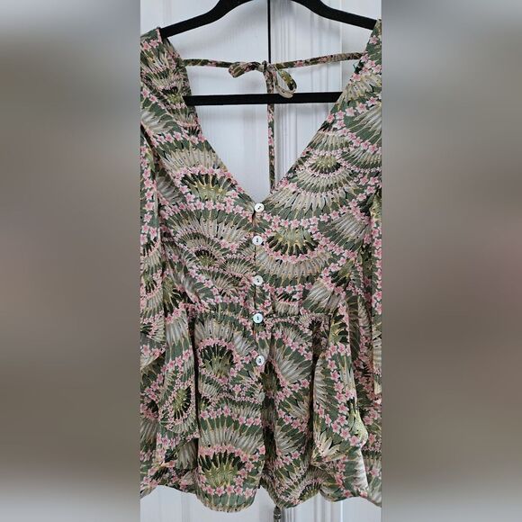 Molly Bracken Patterned V-Neck Blouse - Green and Pink - Picture 4 of 5